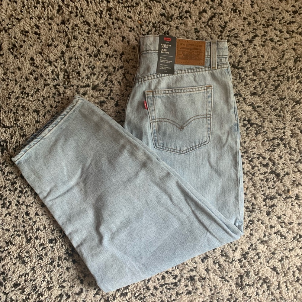 Levi’s Balloon Leg jeans